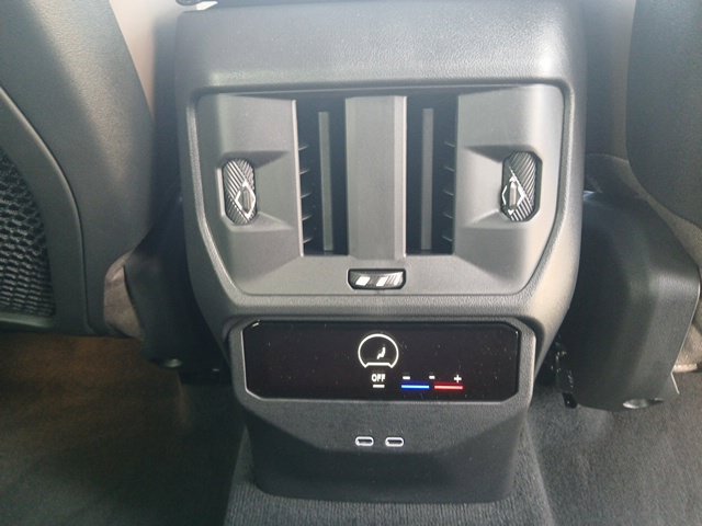 New 2026 BMW X3 xDrive30i w/ Premium Package AWD/4WD image 14