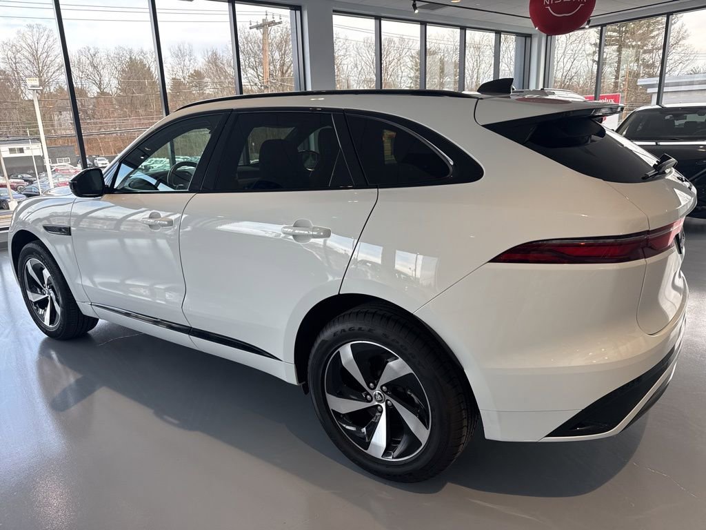 Used 2025 Jaguar F-PACE R-Dynamic S AWD/4WD image 5