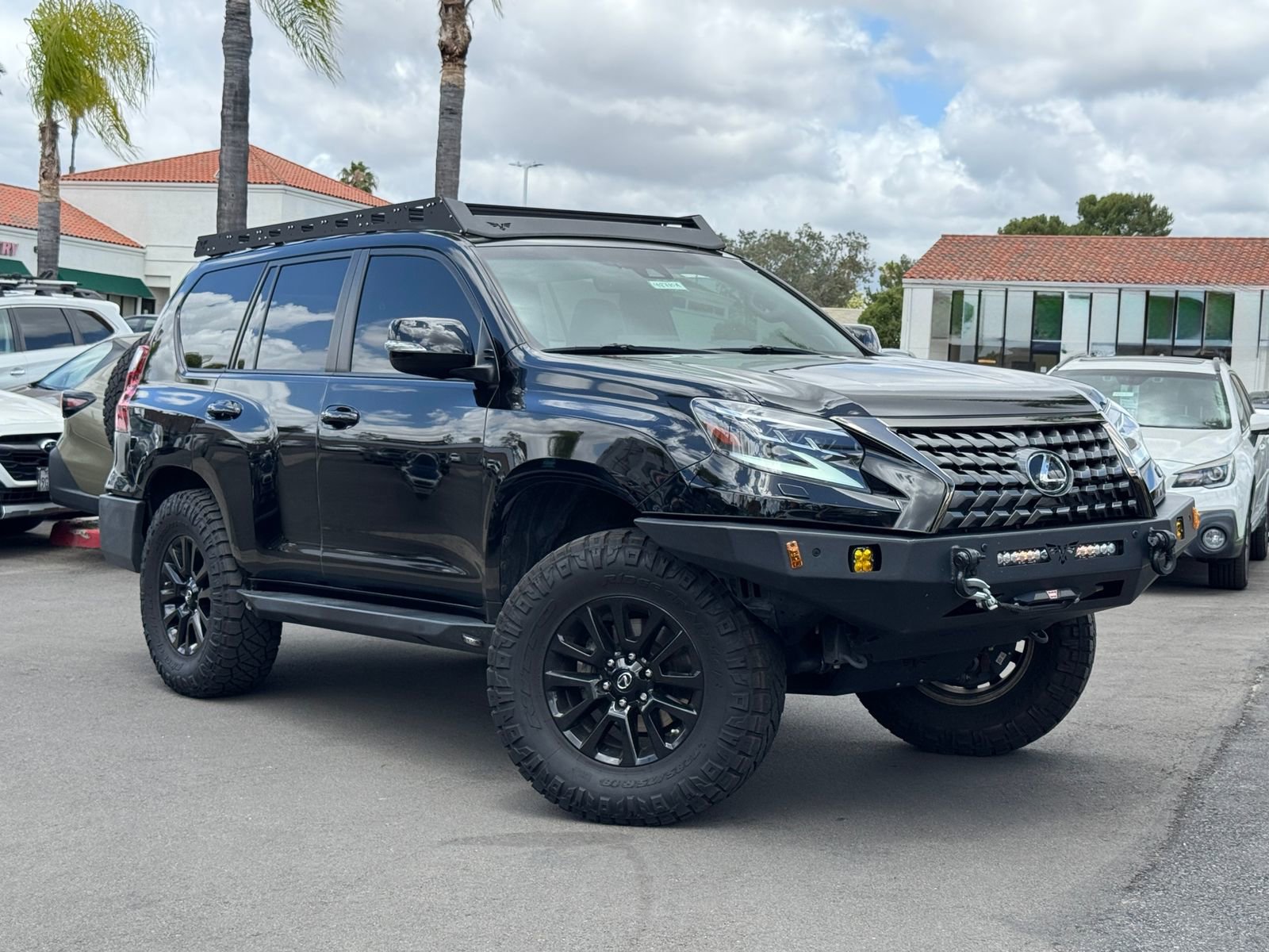 Used 2022 Lexus GX 460 w/ Black Line Special Edition AWD/4WD image 2