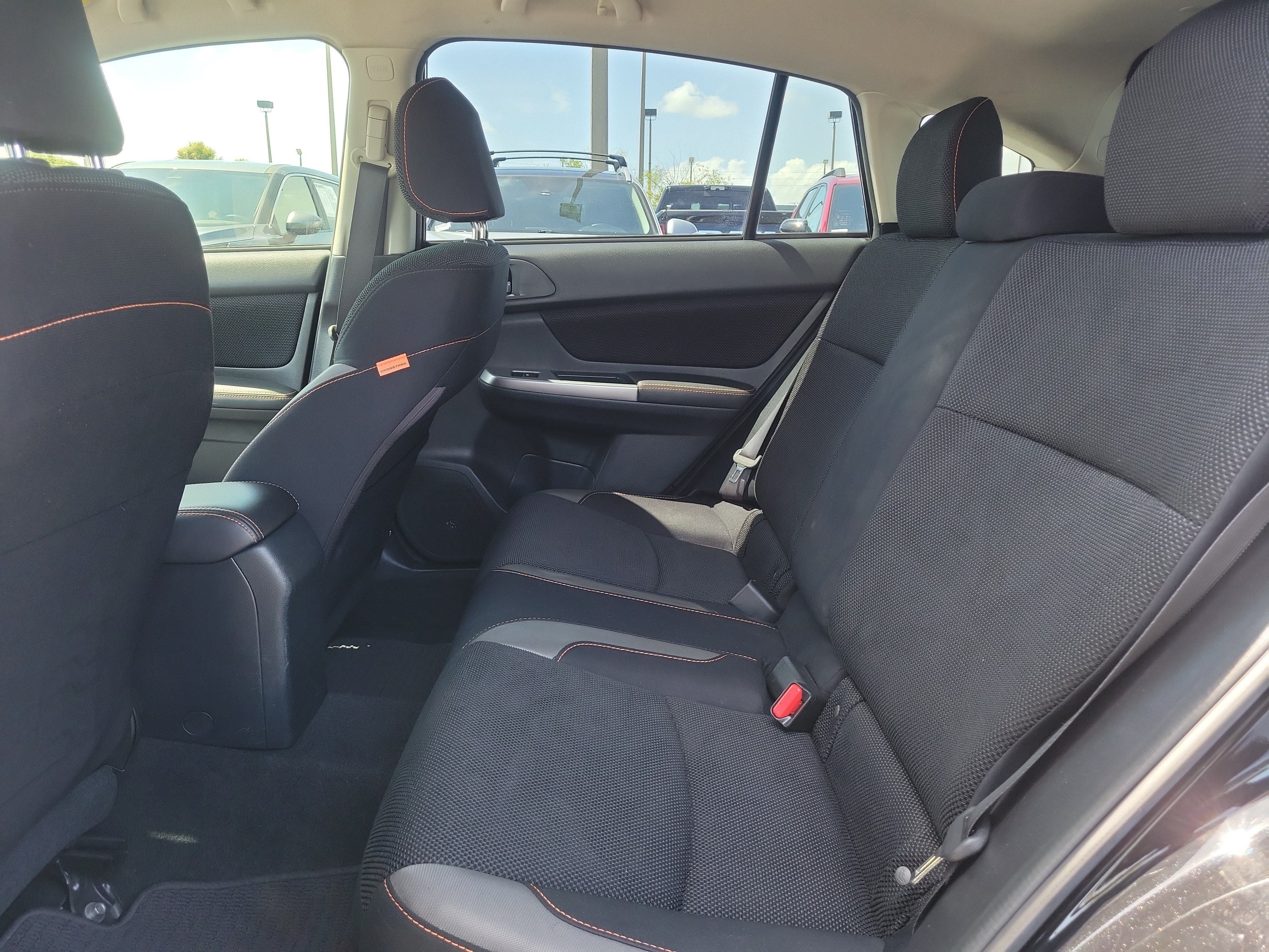 Used 2017 Subaru Crosstrek 2.0i Premium AWD/4WD image 16