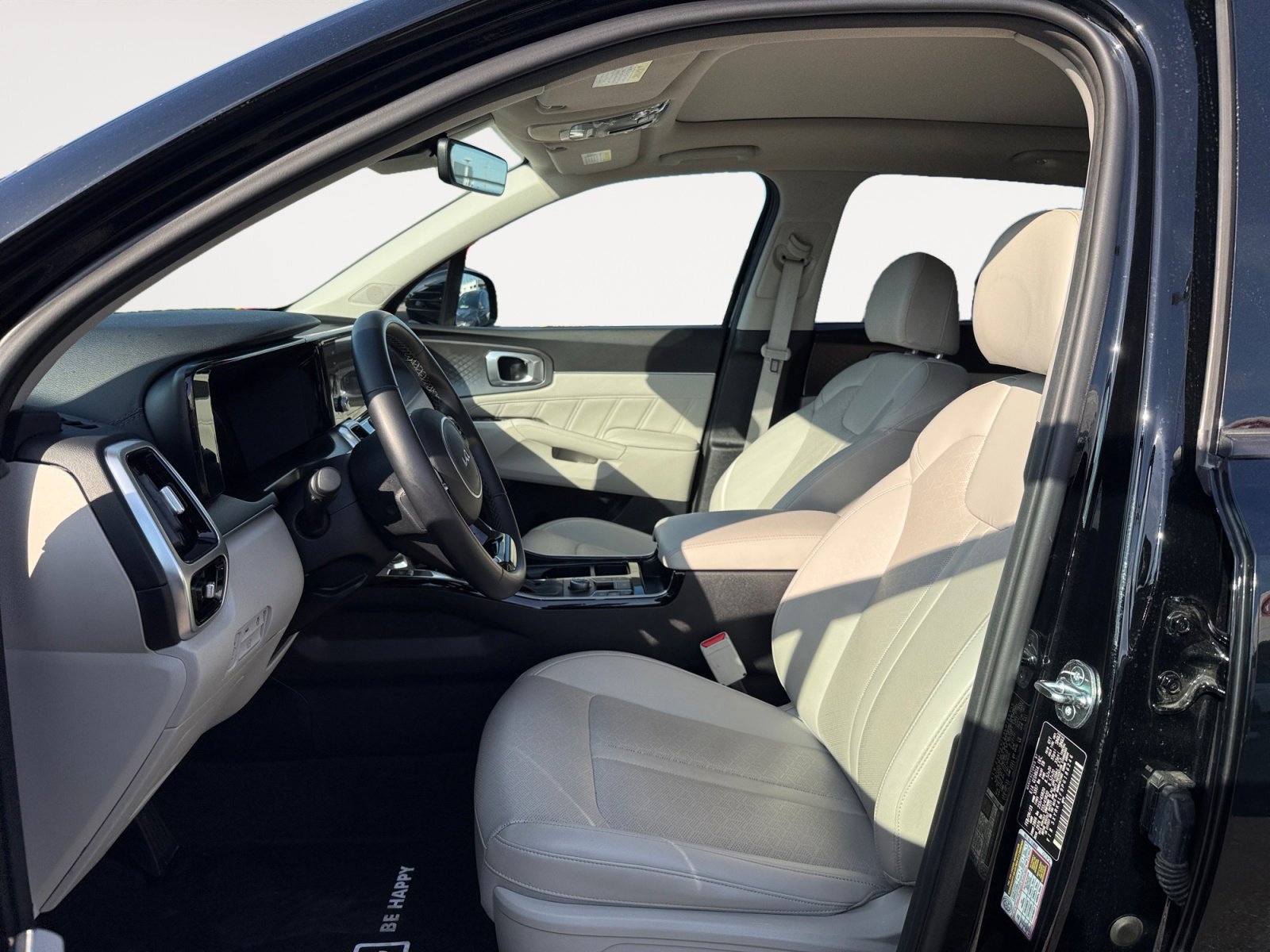 Used 2023 Kia Sorento SX image 10