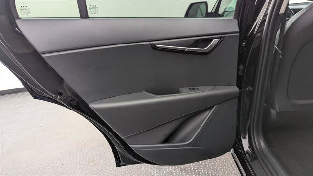 Used 2026 Kia Niro LX FWD image 14