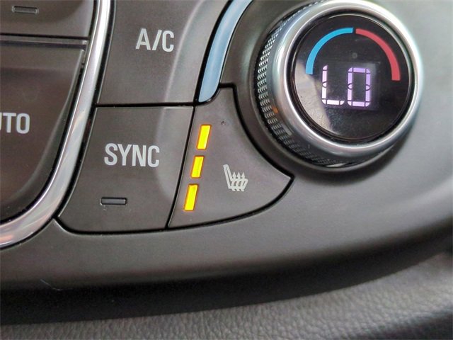 Used 2018 Chevrolet Traverse LT image 23