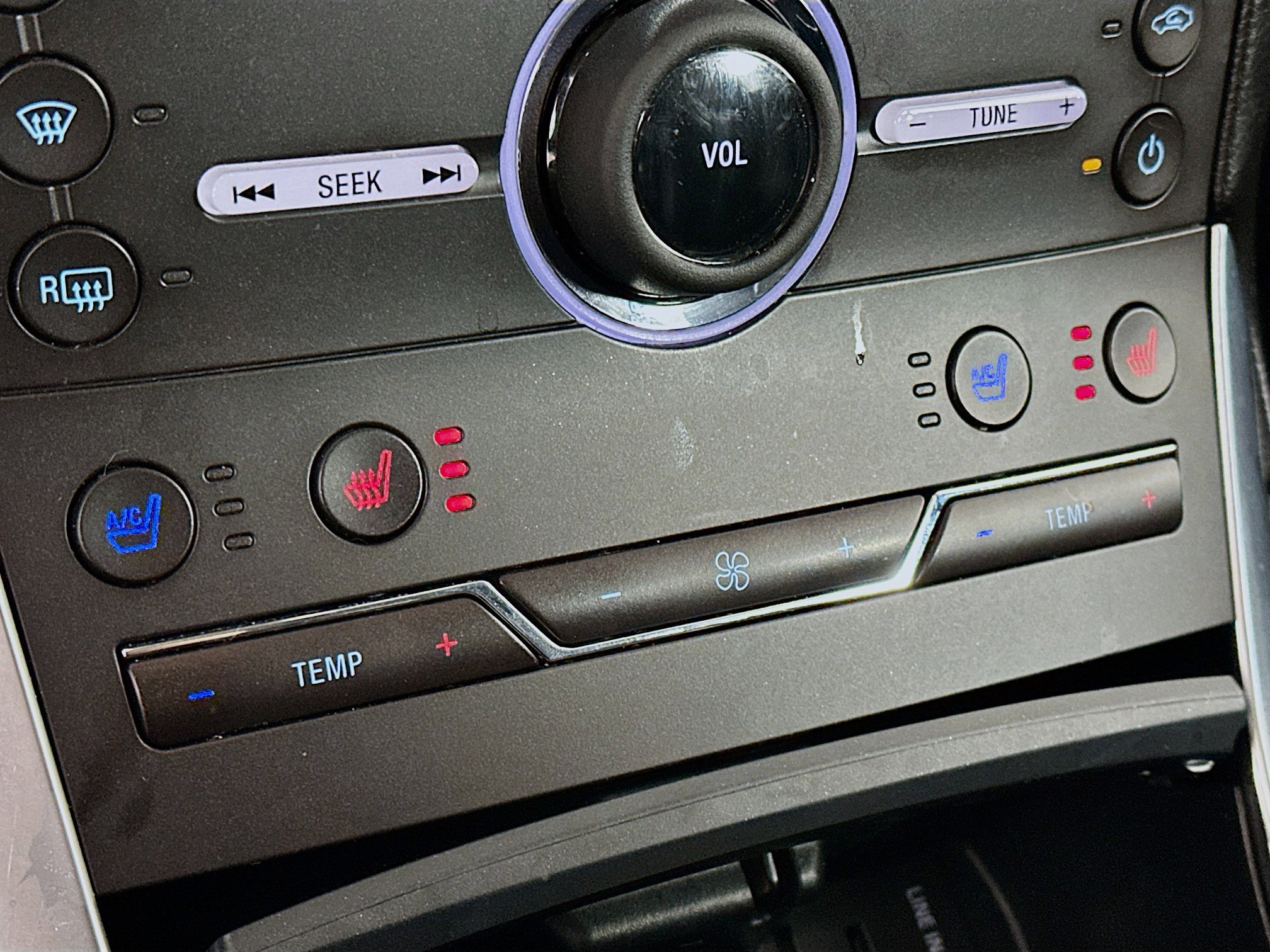 Used 2015 Ford Edge Sport w/ Equipment Group 401A image 25