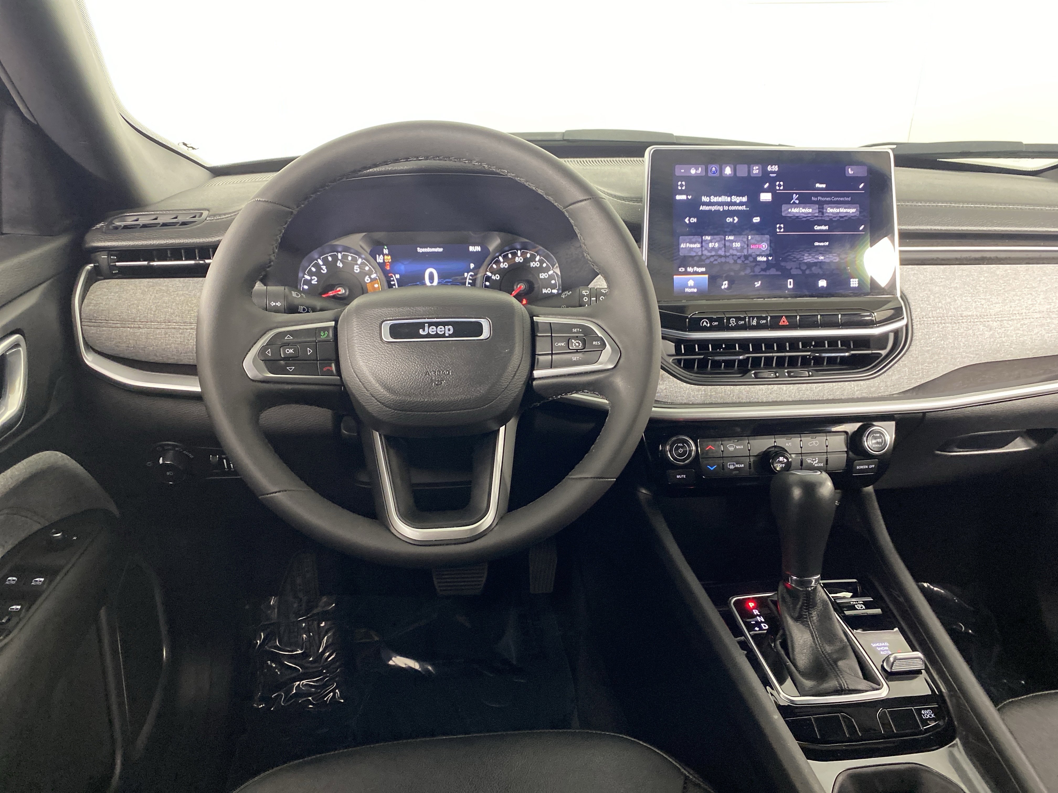 Used 2023 Jeep Compass Latitude AWD/4WD image 20