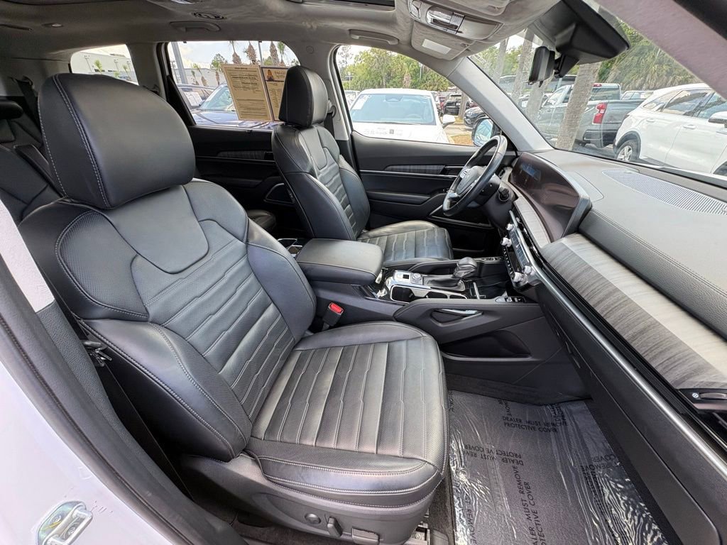 Used 2024 Kia Telluride SX Prestige AWD/4WD image 25