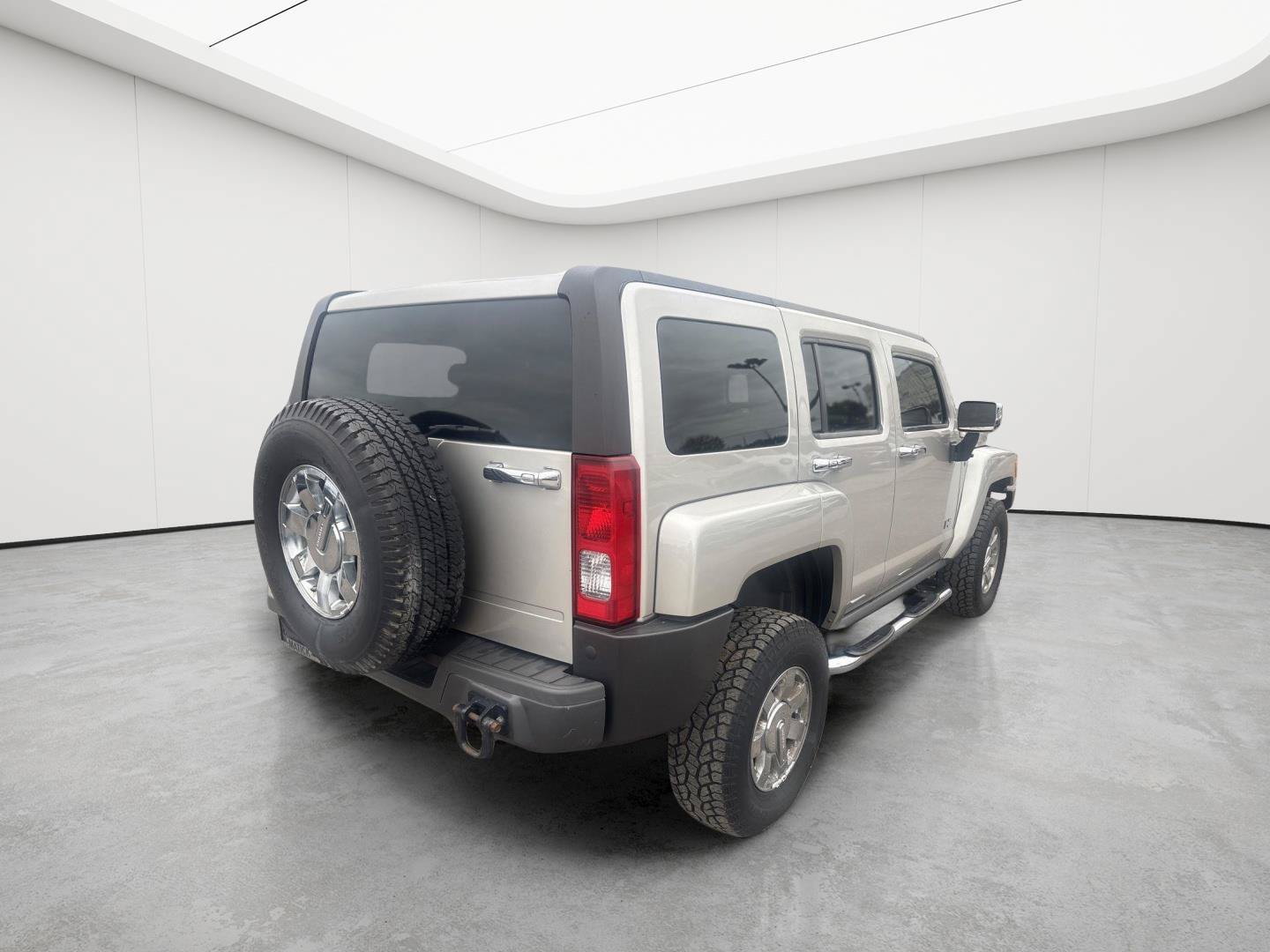 Used 2008 HUMMER H3 Luxury AWD/4WD image 8