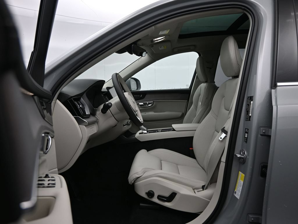 New 2026 Volvo XC90 T8 Ultra w/ Protection Package Premier AWD/4WD image 21