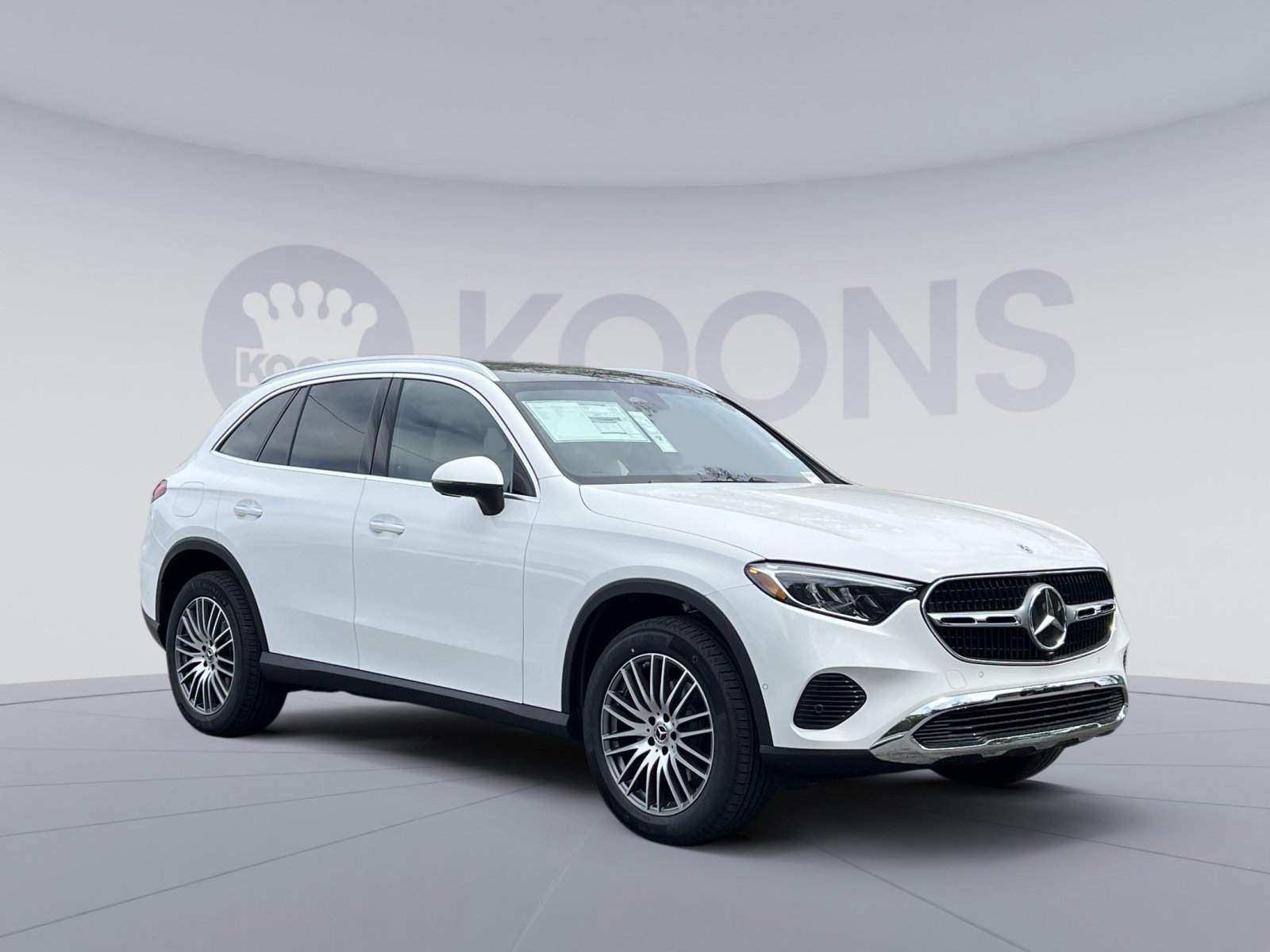 New 2026 Mercedes-Benz GLC 300 4MATIC image 2