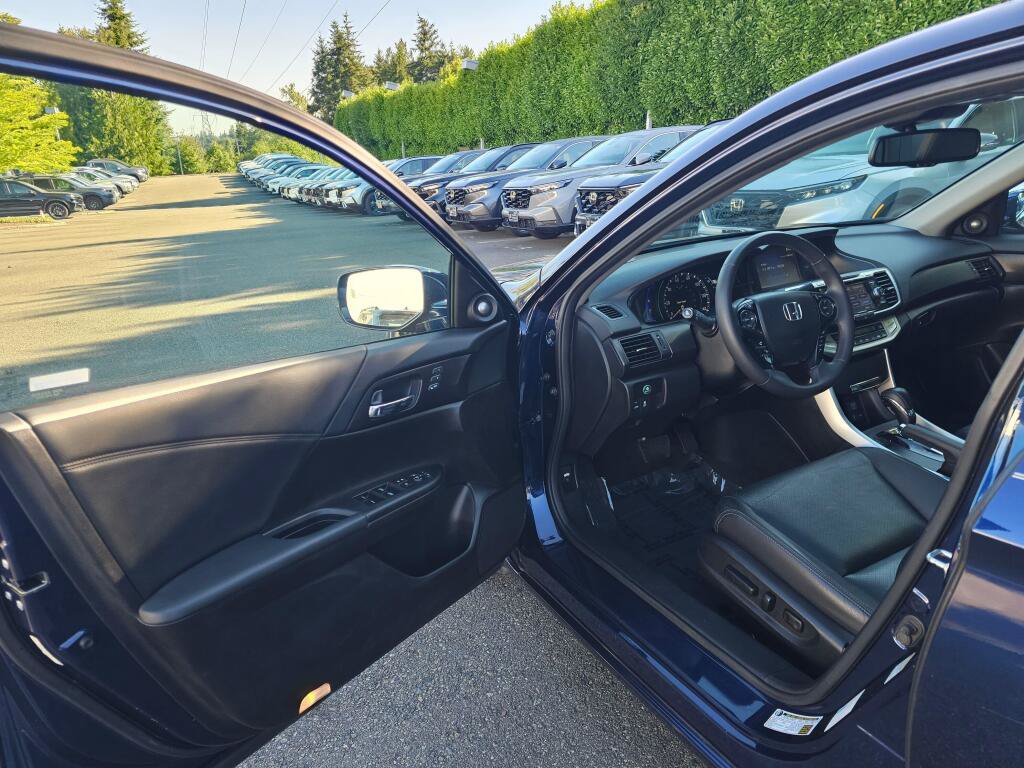 Used 2014 Honda Accord EX-L image 22