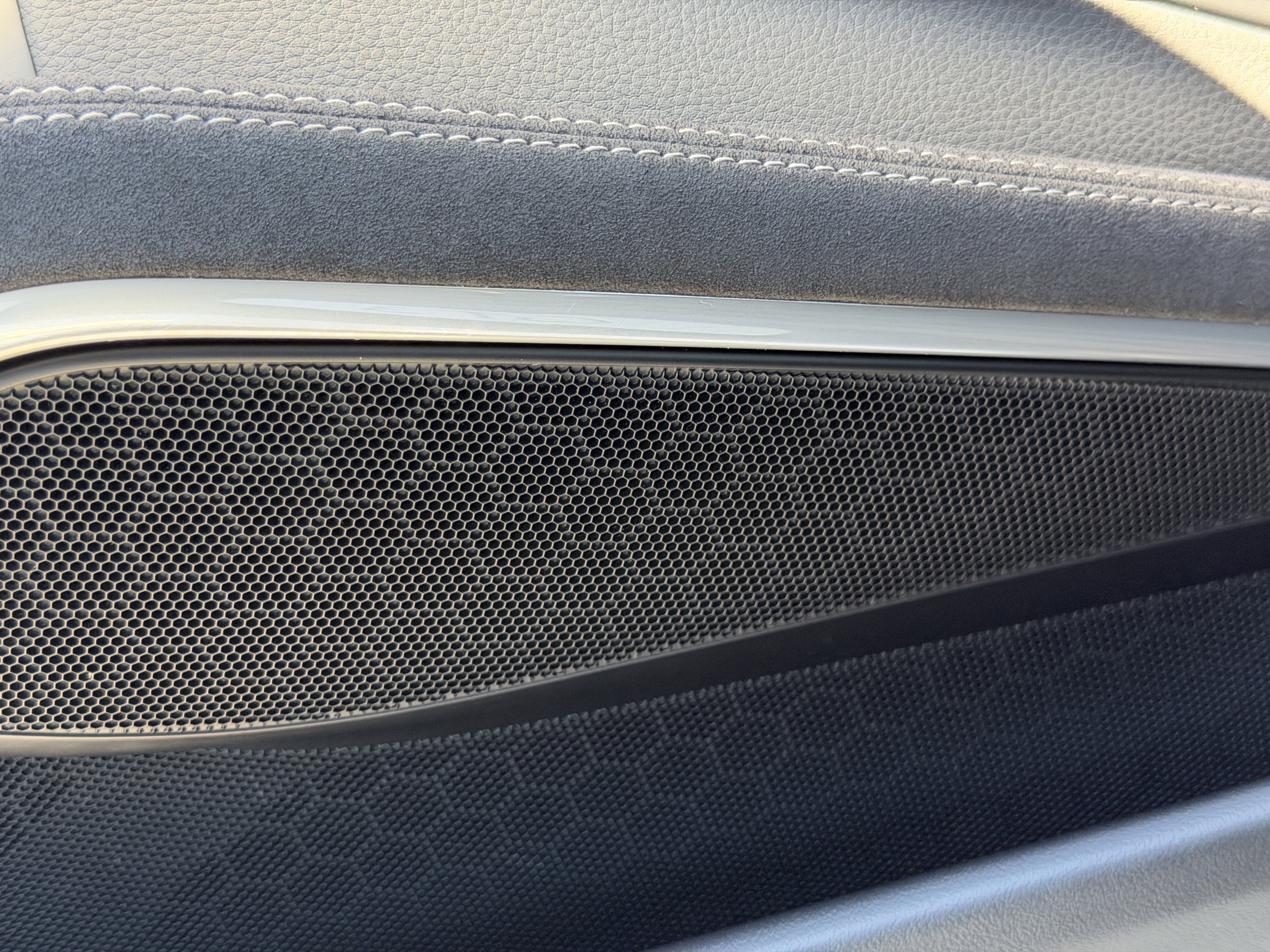 Certified 2015 Porsche 911 GT3 image 17