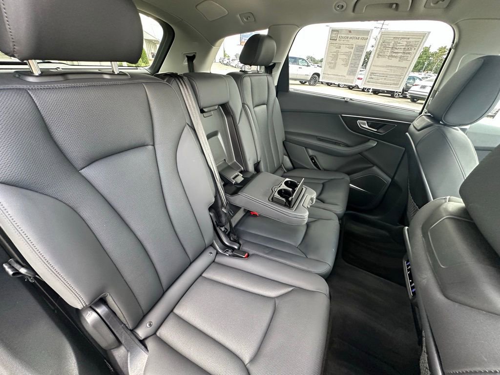 Used 2024 Audi Q7 2.0T Premium Plus w/ Premium Plus Package AWD/4WD image 16