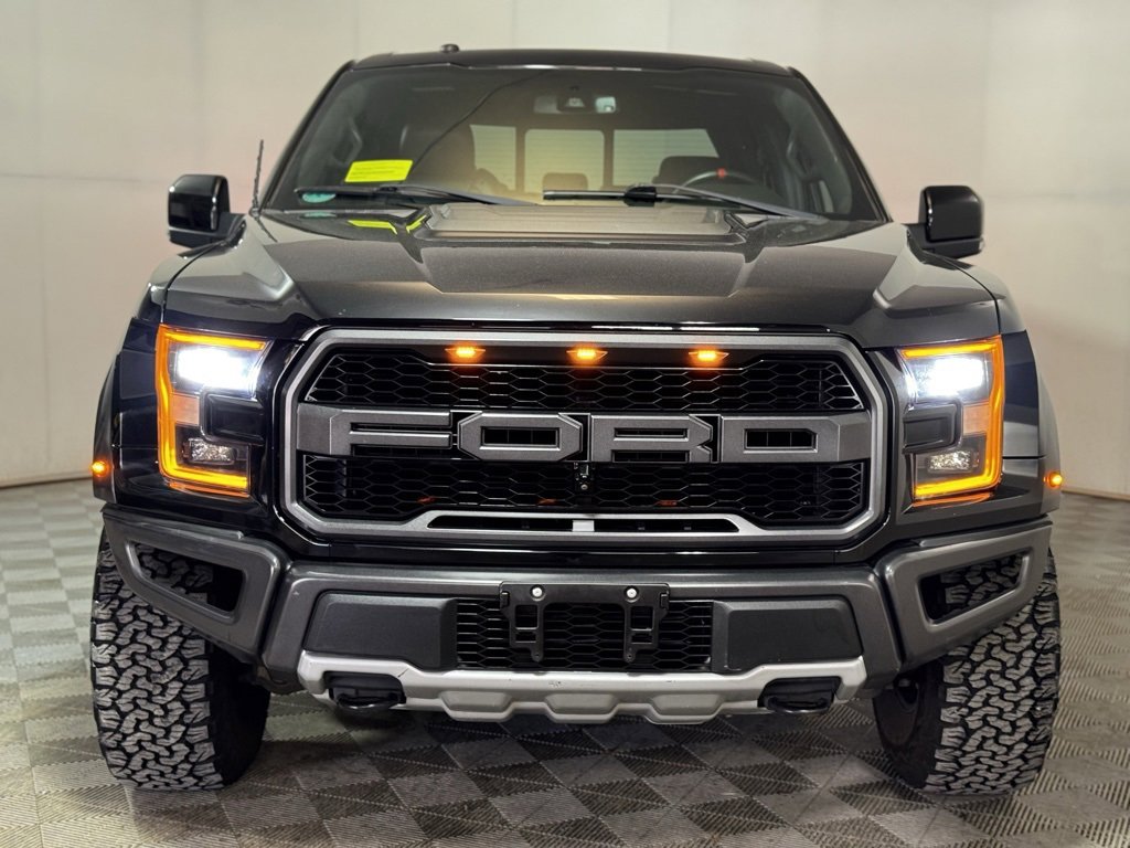 Used 2018 Ford F150 Raptor w/ Equipment Group 802A Luxury image 10