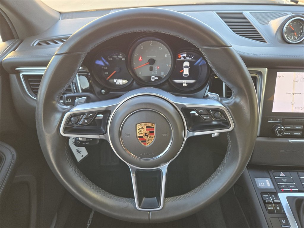 Used 2018 Porsche Macan S image 14