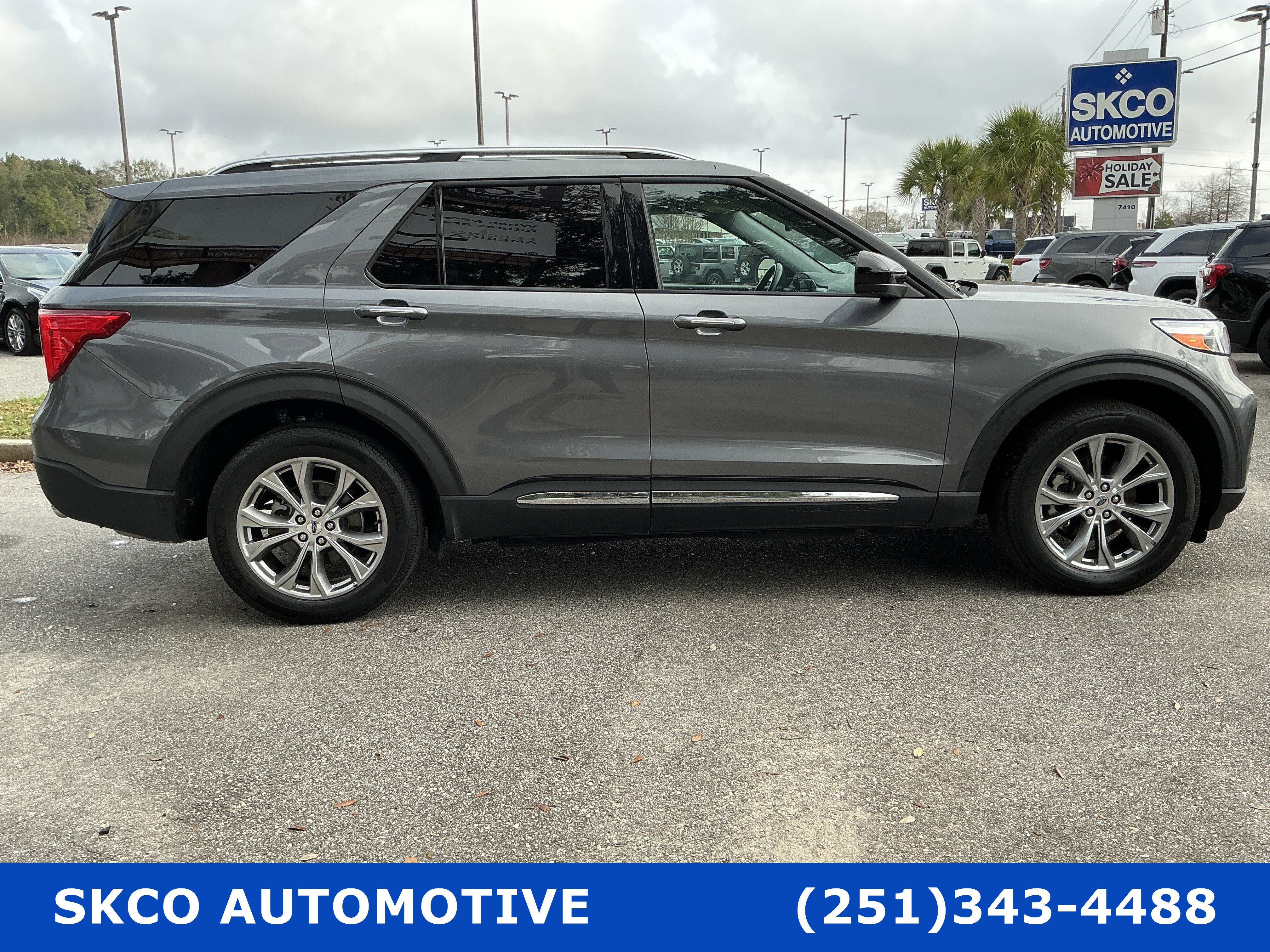 Used 2022 Ford Explorer Limited image 6