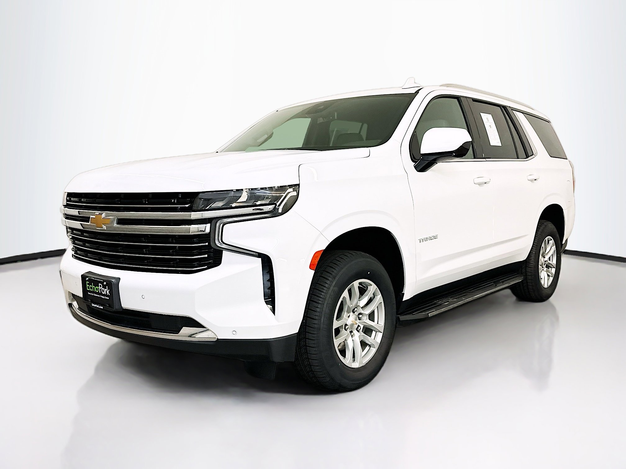 Used 2024 Chevrolet Tahoe LT image 3