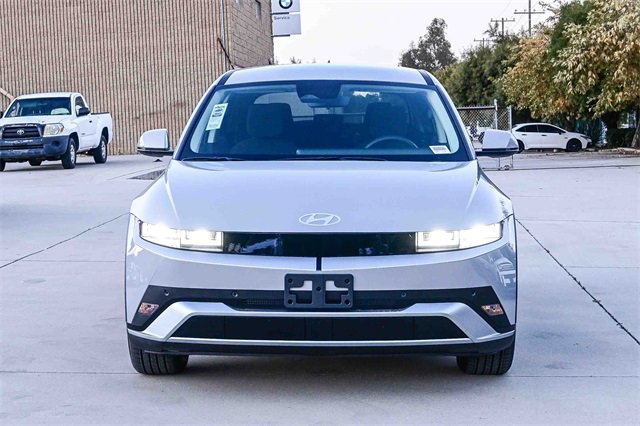 New 2026 Hyundai Ioniq 5 SE image 2