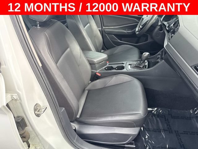 Used 2020 Volkswagen Jetta SE w/ SE Cold Weather Package FWD image 9