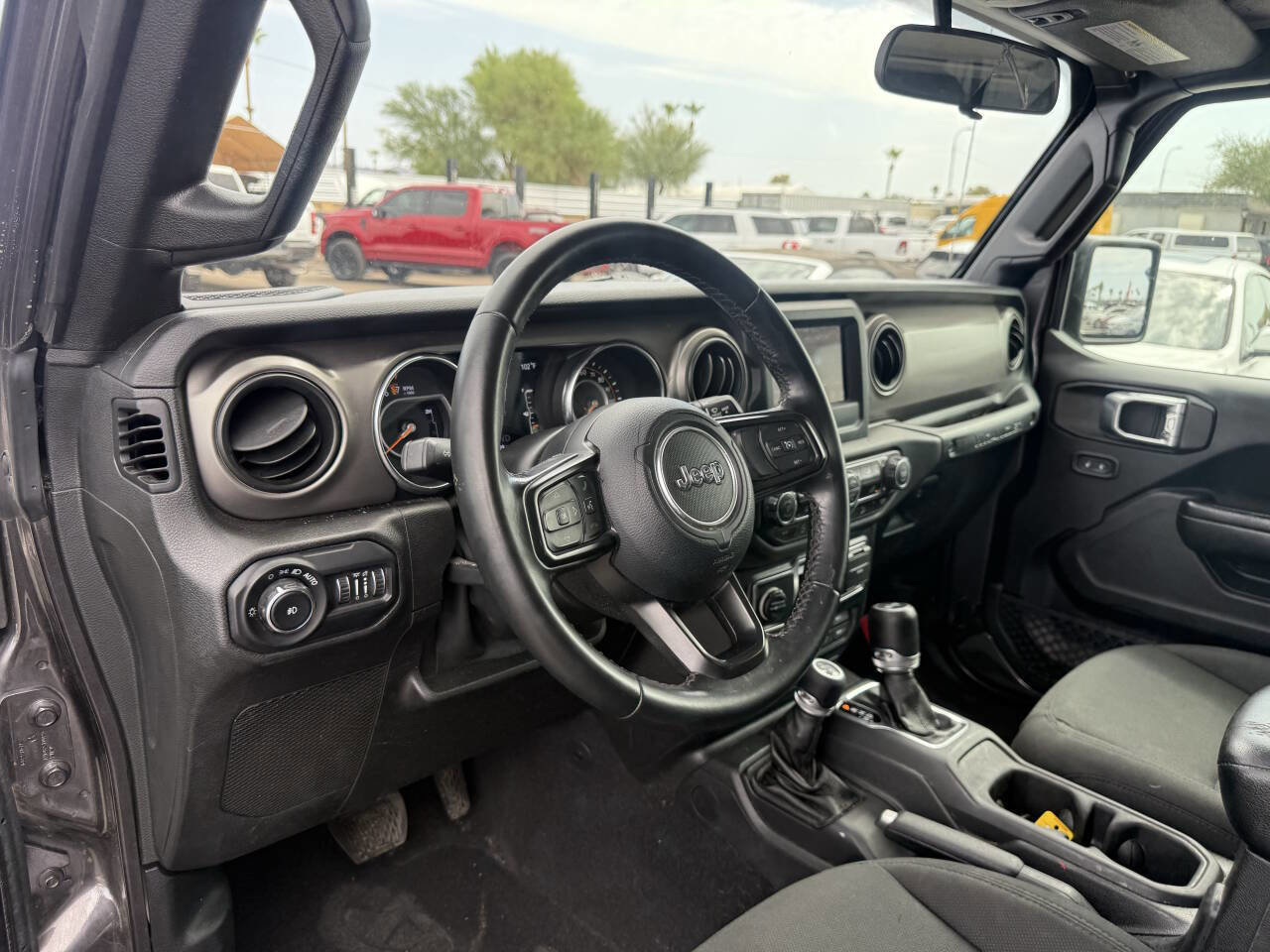 Used 2021 Jeep Wrangler Unlimited Sport image 23