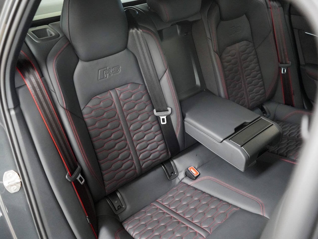 Used 2022 Audi RS 6 AWD/4WD image 69