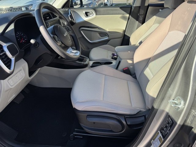 Certified 2022 Kia Soul LX image 18