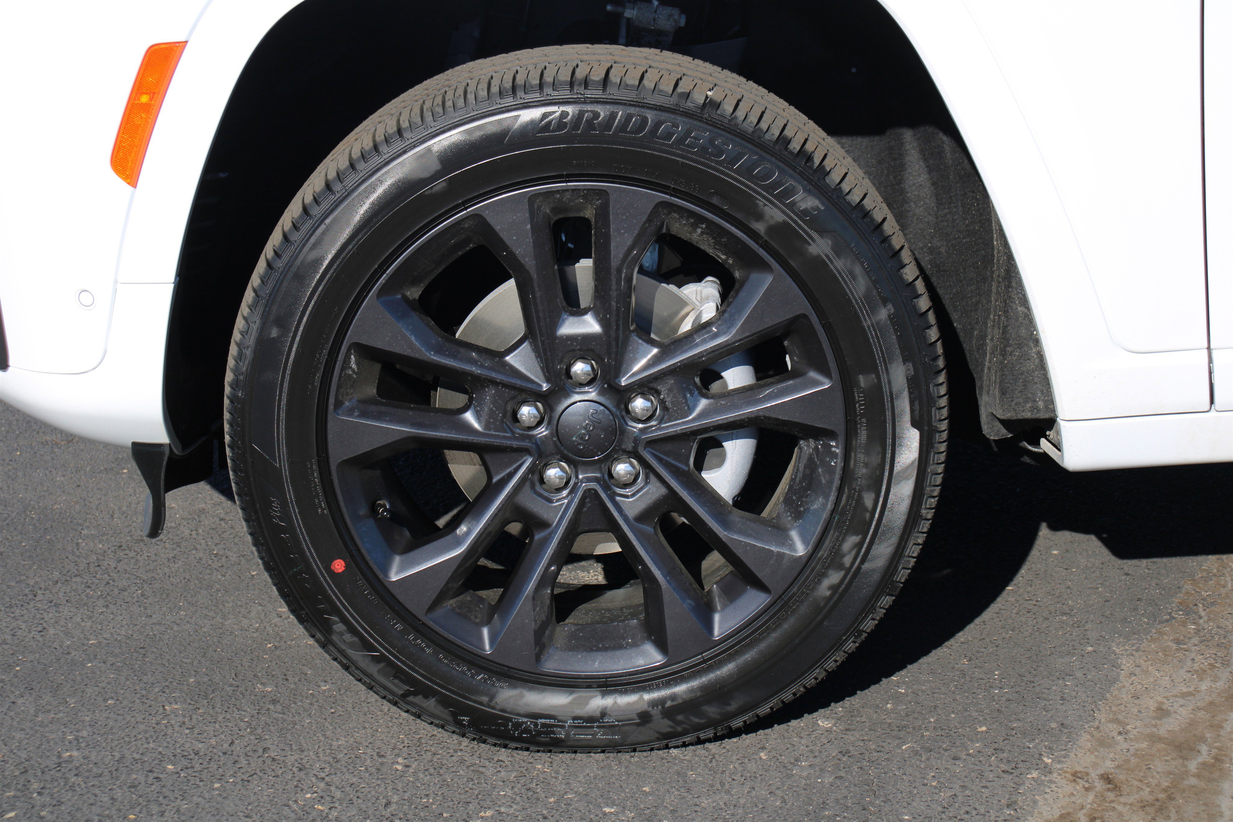 New 2026 Jeep Grand Cherokee Limited image 42