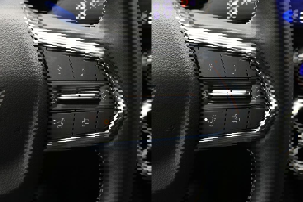 Used 2024 Chevrolet Blazer EV LT image 20