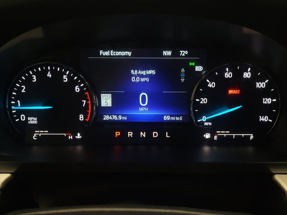 Used 2022 Ford Explorer XLT w/ Equipment Group 202A AWD/4WD image 23