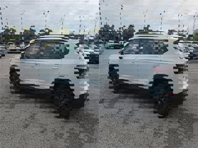 New 2025 Volkswagen Taos S image 5