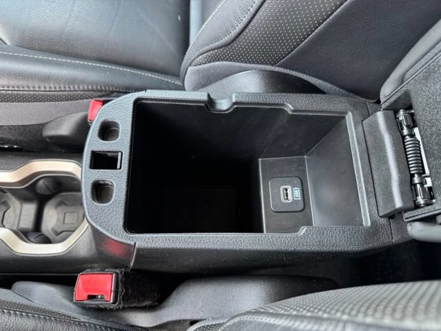 Used 2016 Jeep Renegade Limited AWD/4WD image 24