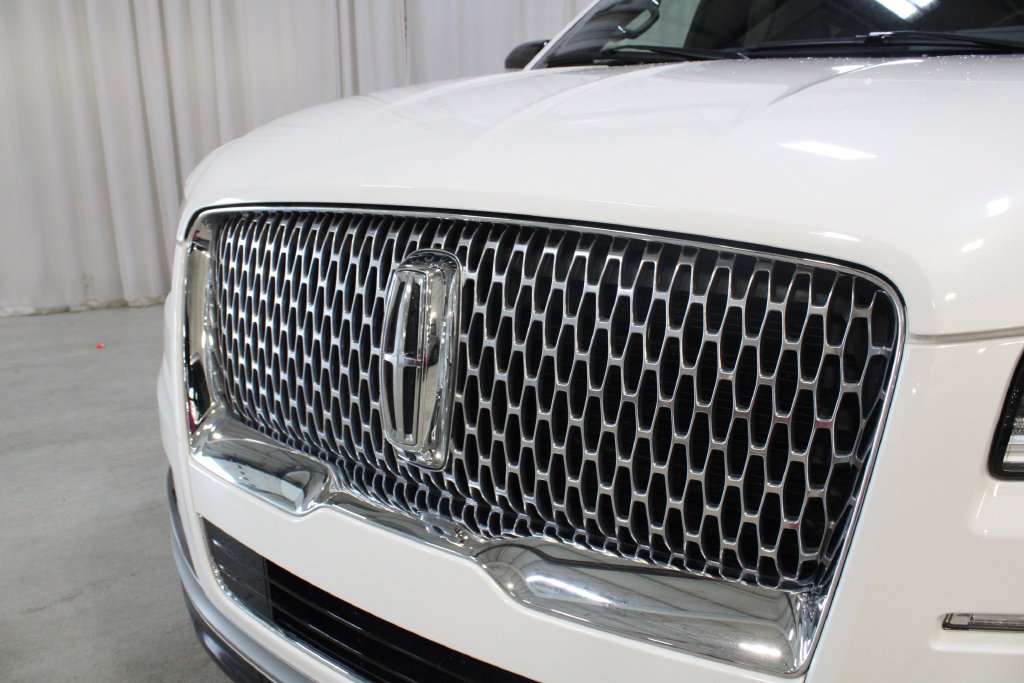 Used 2024 Lincoln Navigator L Reserve AWD/4WD image 33