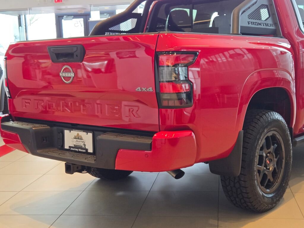 New 2025 Nissan Frontier SV w/ SV Convenience Package image 8