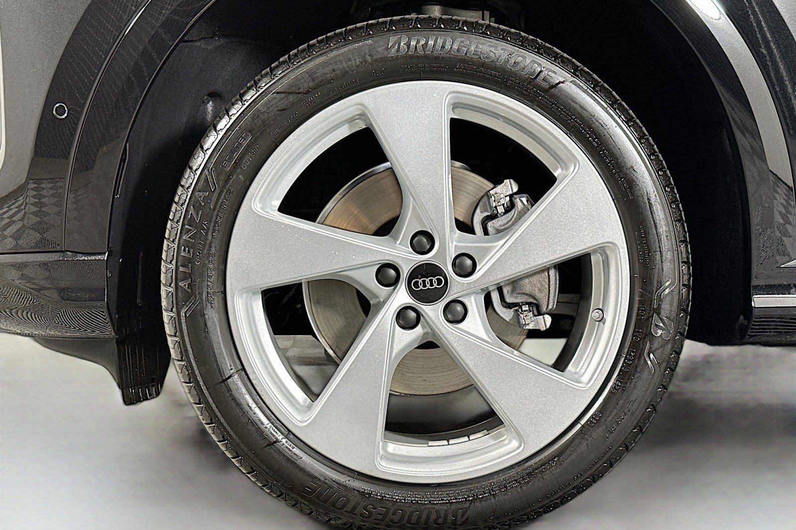 Used 2025 Audi Q5 Premium Plus w/ Premium Plus AWD/4WD image 11