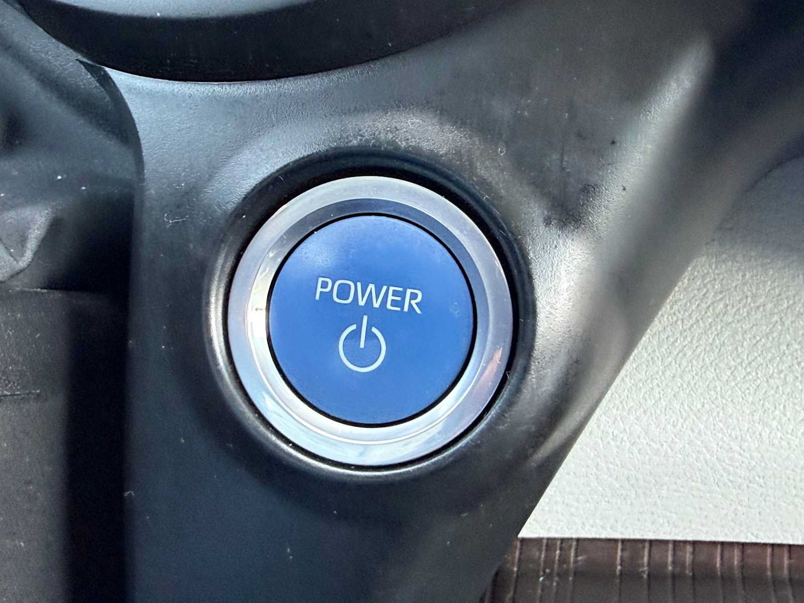 Certified 2022 Toyota Sienna LE FWD image 31