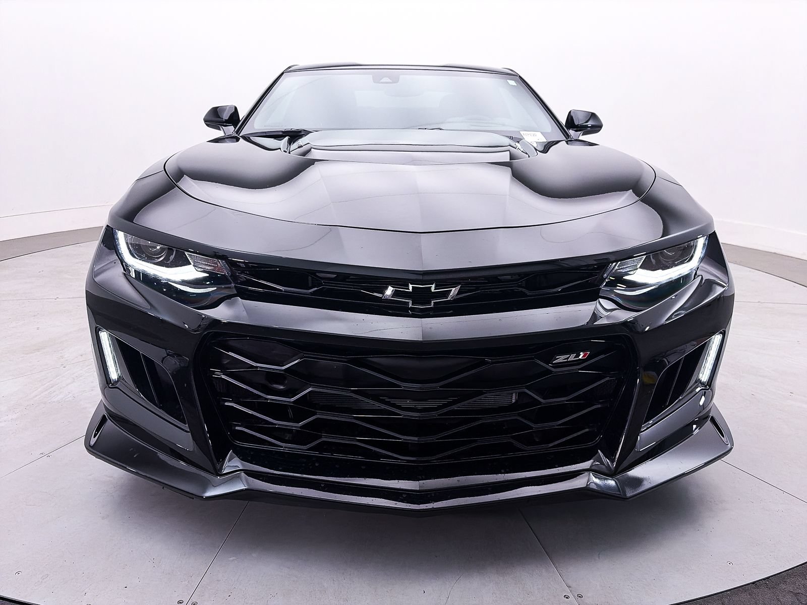 Used 2023 Chevrolet Camaro ZL1 RWD image 14