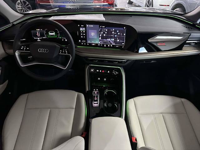 Used 2025 Audi Q5 Premium w/ 19" Wheel Package AWD/4WD image 17