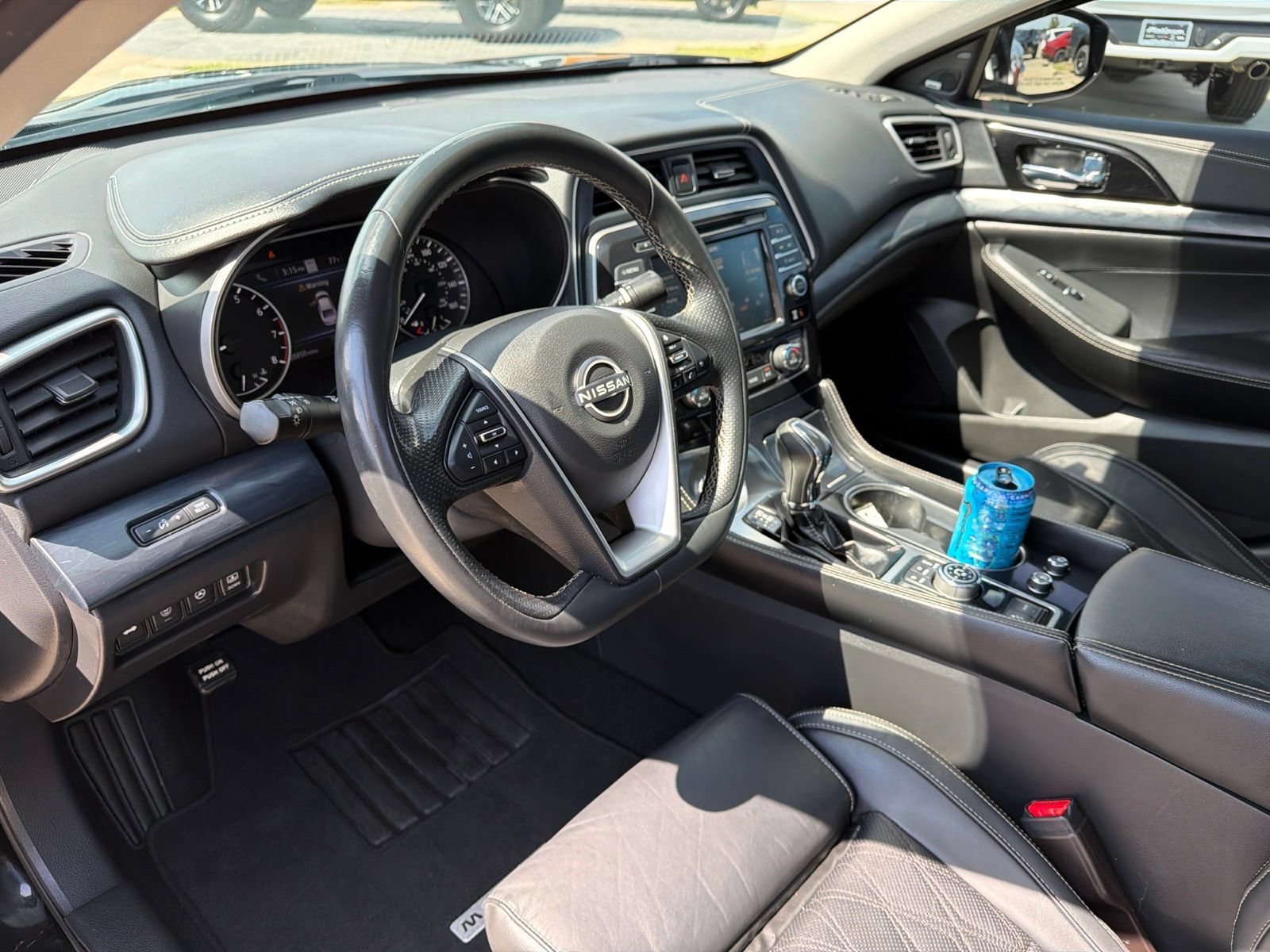 Used 2023 Nissan Maxima Platinum w/ Sport Mat Group FWD image 10