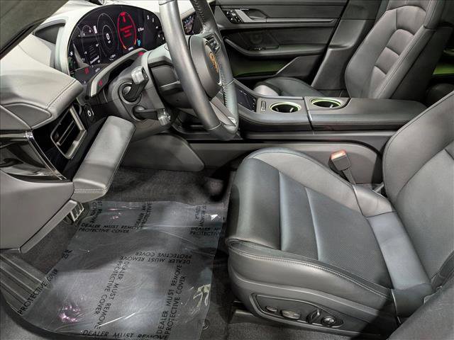 Used 2020 Porsche Taycan Turbo image 17