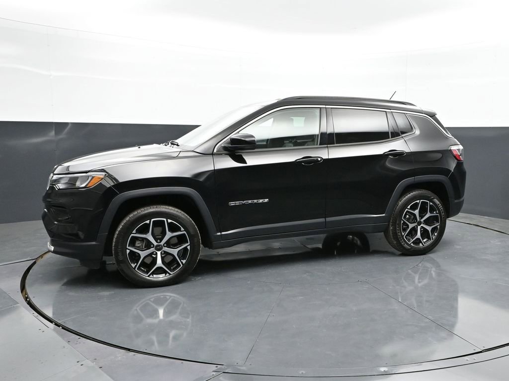 Used 2025 Jeep Compass Limited AWD/4WD image 7