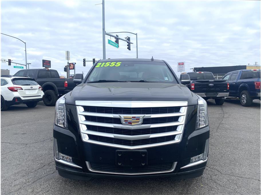 Used 2016 Cadillac Escalade Premium image 2