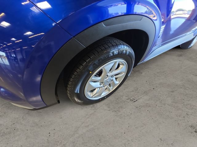Used 2021 Hyundai Venue FWD image 9