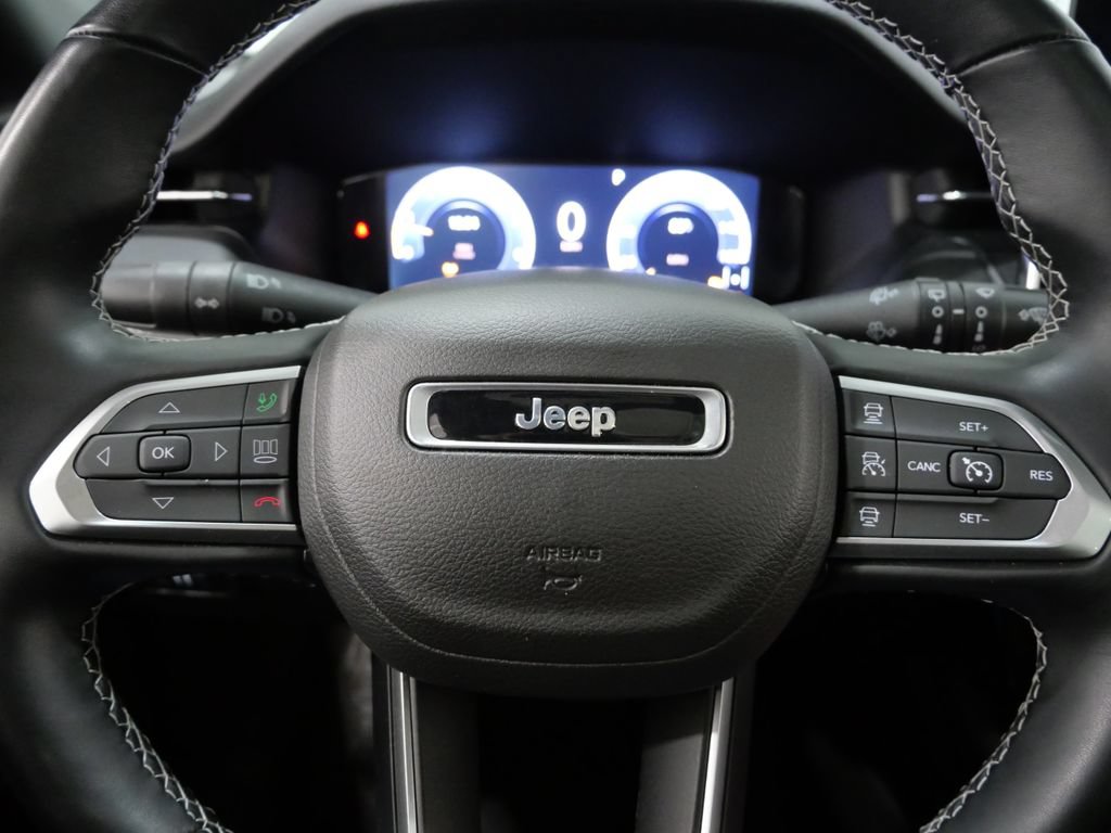 Used 2022 Jeep Compass High Altitude AWD/4WD image 17