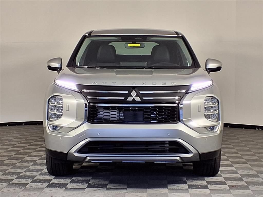 New 2026 Mitsubishi Outlander SE AWD/4WD image 2