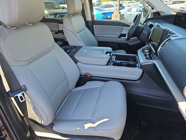 Used 2025 Ford Expedition Max Active image 10