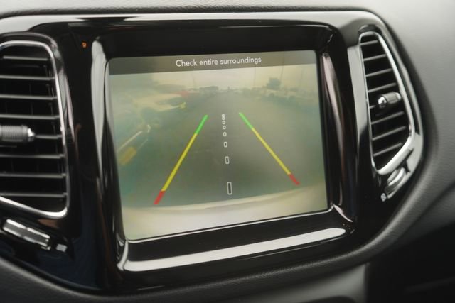 Used 2019 Jeep Compass Limited w/ Safety & Security Group image 27