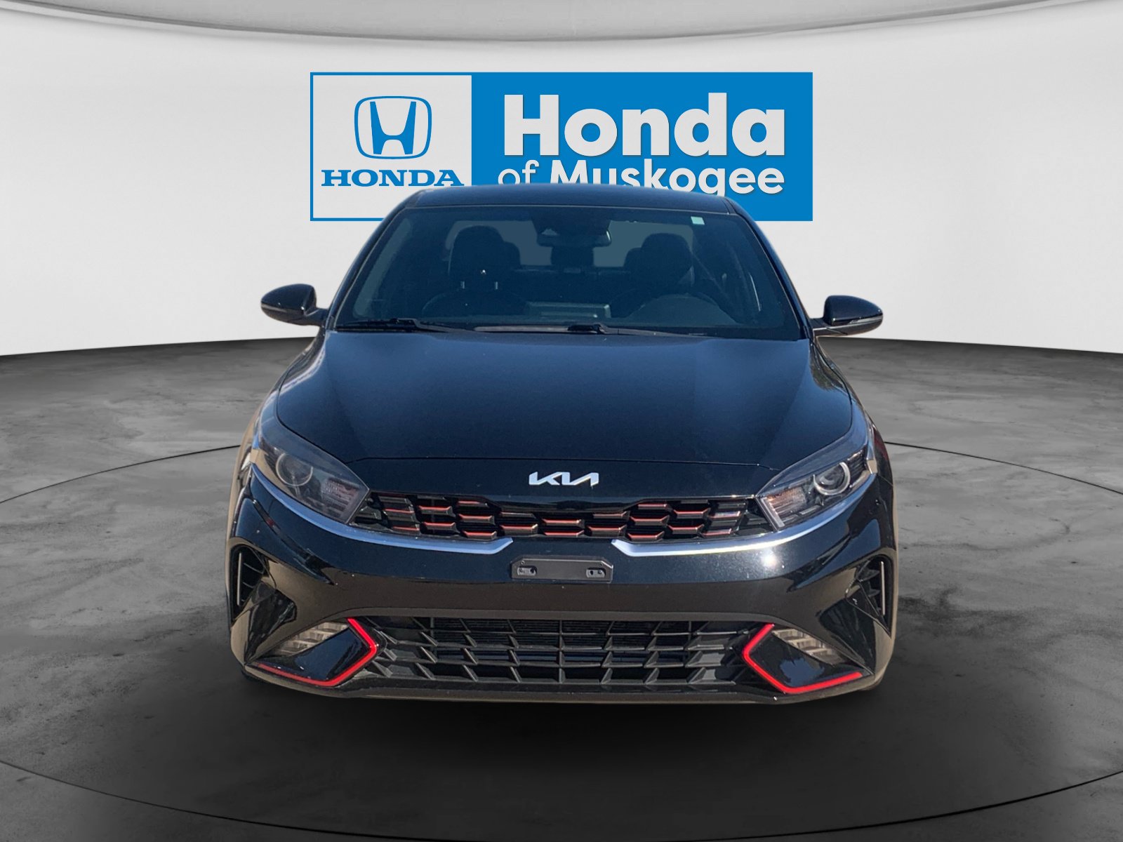 Used 2023 Kia Forte GT-Line FWD image 2