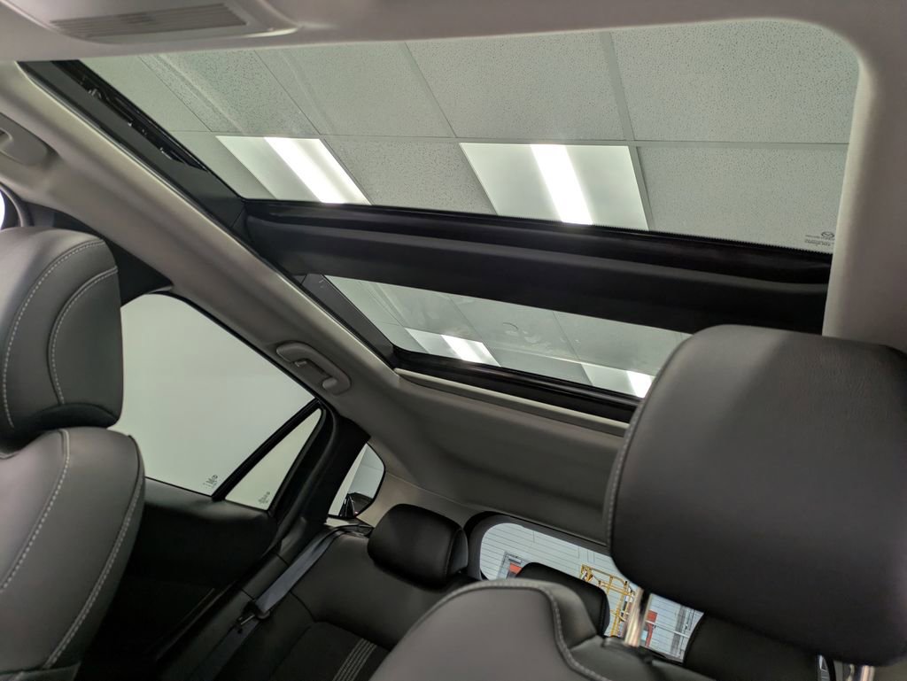 Used 2025 MAZDA CX-50 AWD 2.5 S w/ Cargo Package image 22