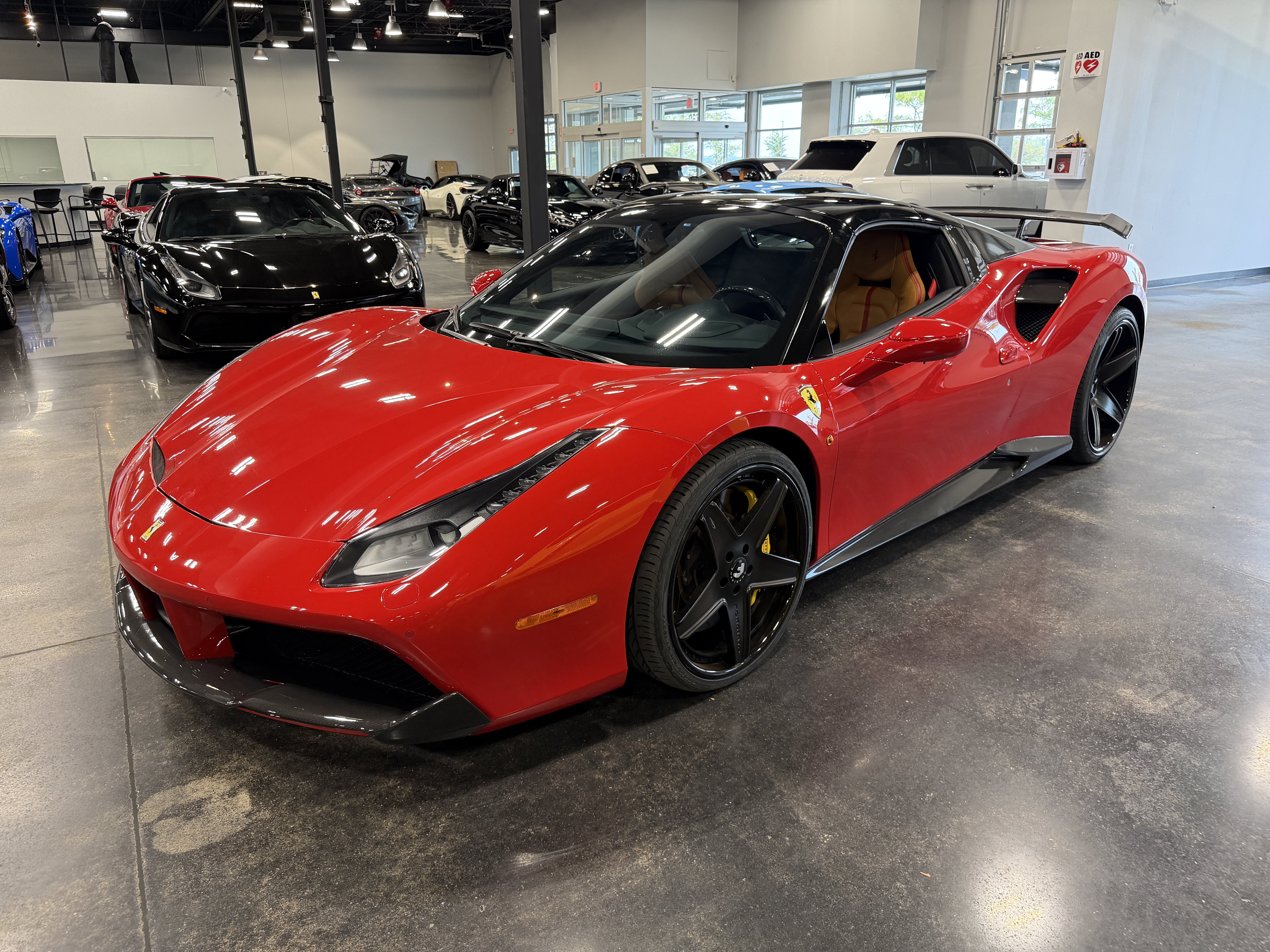 Used 2019 Ferrari 488 Spider RWD image 5
