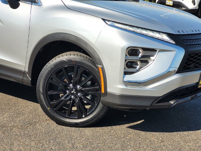 Used 2024 Mitsubishi Eclipse Cross LE AWD/4WD image 9