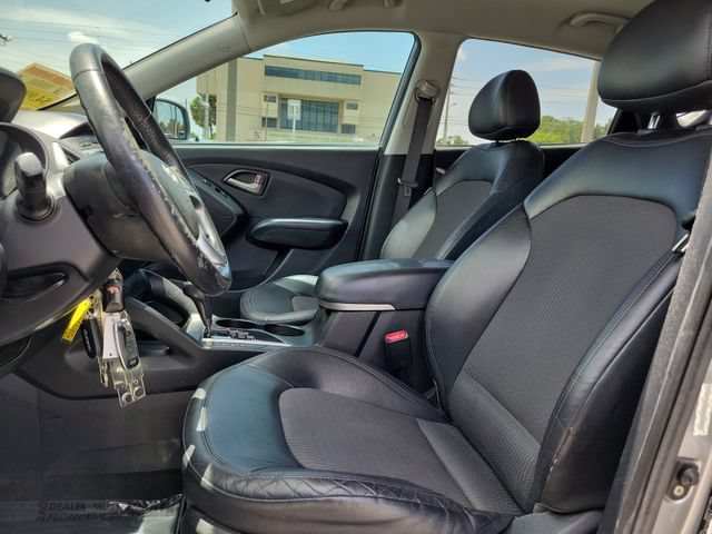 Used 2011 Hyundai Tucson GLS FWD image 18